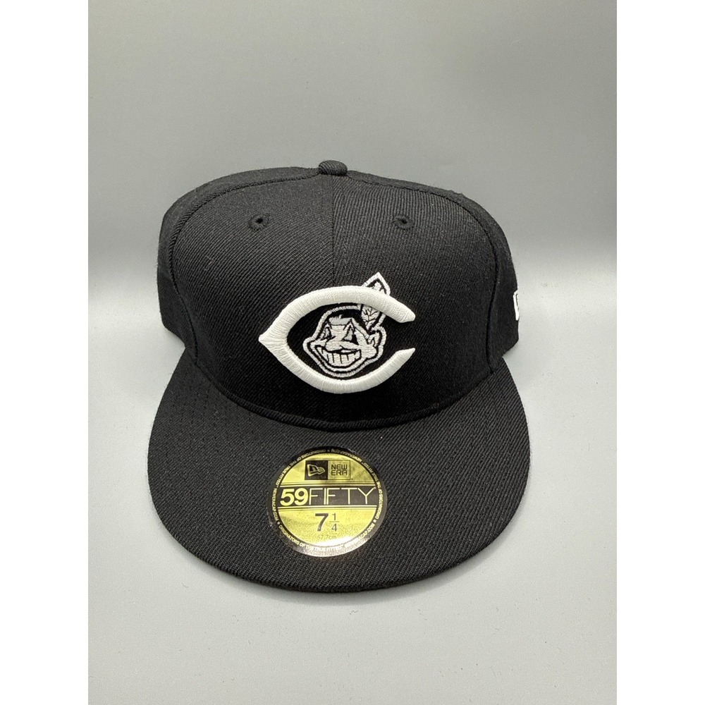 Cleveland Indians Chief Wahoo Fitted Hat New Era 59FIFTY 7 1/4 Black New Genuine